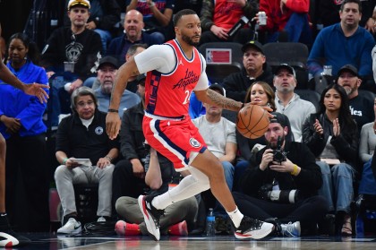 鲍威尔：一直把自己视作球队前二选择 给我机会我就能进全明星