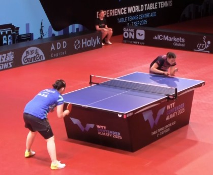 何卓佳1-3桥本帆乃香无缘决赛！第四局痛失好局，一天消耗太大了